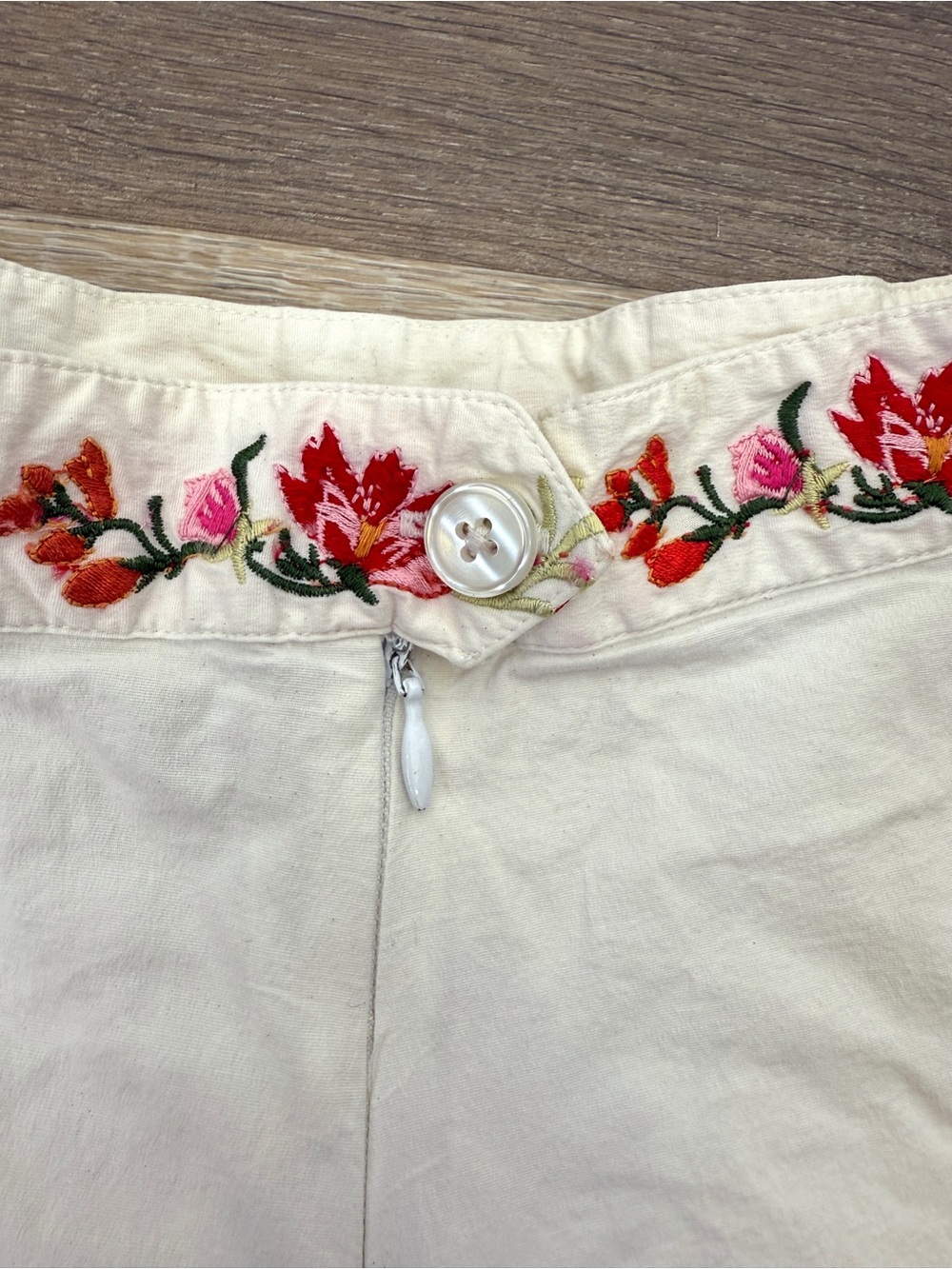 Elevenses Anthropologie Size 6 White Embroidered Floral A-Line Skirt - Picture 4 of 12